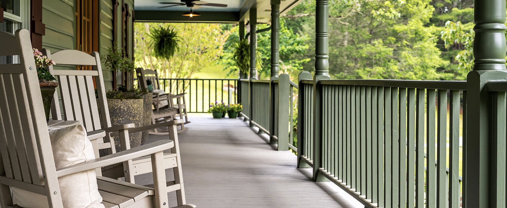 Inn at Amaris Farms front porch