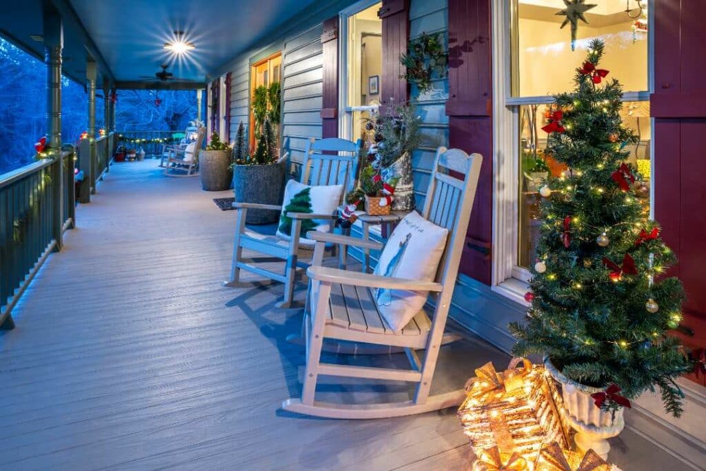 Winter holiday porch at Inn at Amaris Farms